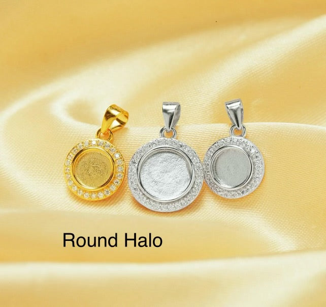 Free Christmas pendant (you pick)